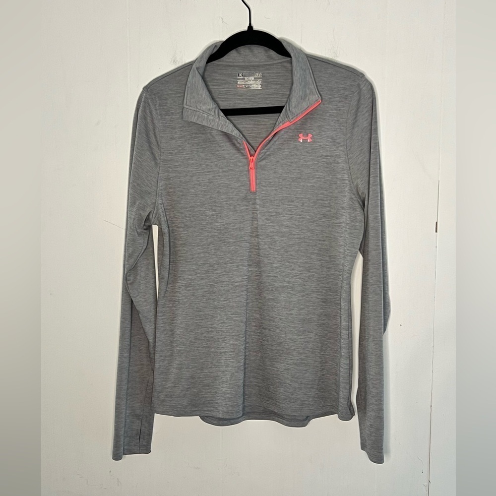 Under Armour Women’s Athletic Pullover Semi Fitted Heat Gear C4 51425